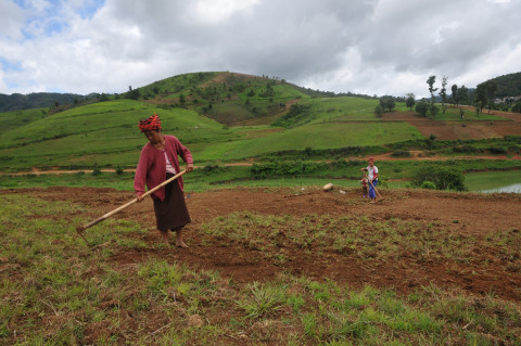 Farmers working on land in Pinlaung township in Shan State