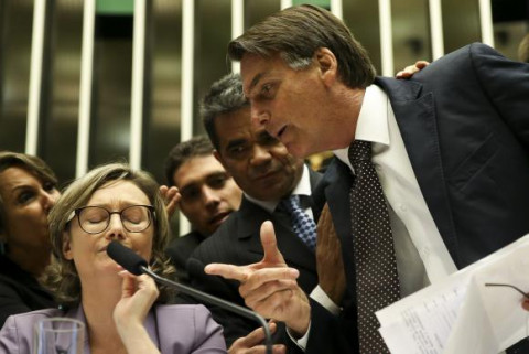 Bolsonaro arguing with Federal Deputy Maria do Rosário in the Chamber of Deputies, 14 September 2016, Marcelo Camargo/Agência Brasil Bolsonaro arguing with Federal Deputy Maria do Rosário in the Chamber of Deputies, 14 September 2016