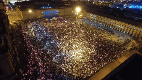 La Marcha del Silencio llena la Plaza Bolívar en Bogotá, octubre de 2016