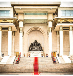 Ghenghis Khans statue in front of Mongolia's Presidential Palace
