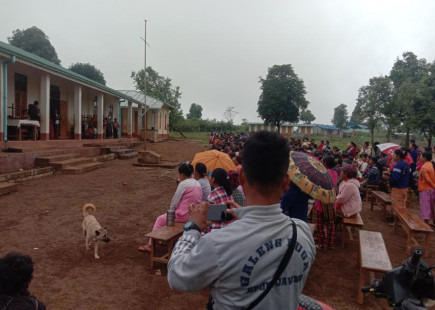 IDP Children, parents and teachers gather at a school for social event in northern Shan State