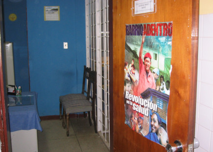 Barrio adentro health clinic